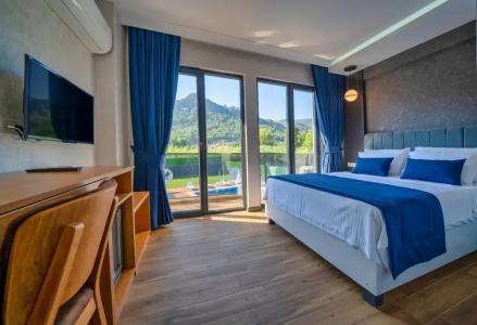 The Halcyon Rooms & Suites - 13