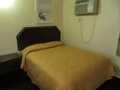 Budget Inn Hollywood - 24