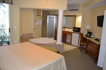 Cypress Pointe Resort by Diamond Resorts - 3