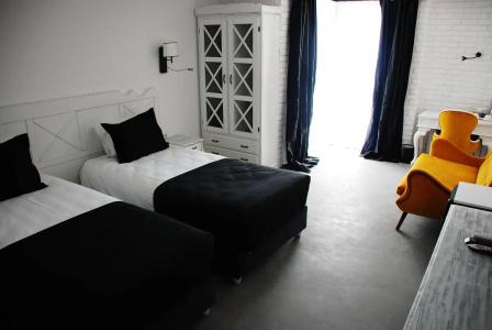 Check Inn Suite & Spa - 4