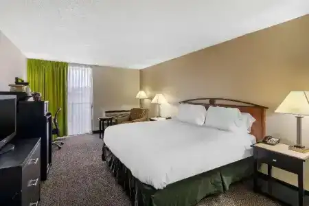 Quality Inn - Lindale - 44