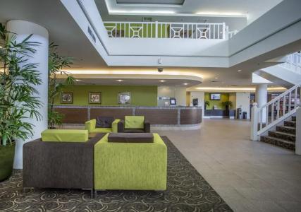 Rydges Esplanade - 0