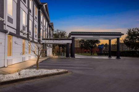 Sans Boutique & Suites - 26
