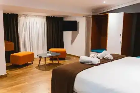 Olivar Tirana - 95