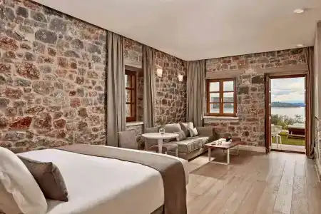 100 Rizes Seaside Resort- Small Luxurys of the World - 2
