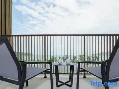 SeaCono Patong Beach Front - 163