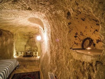 Atilla's Cave - 36