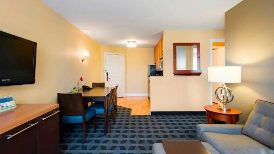 TownePlace Suites by Marriott Kansas City - 31