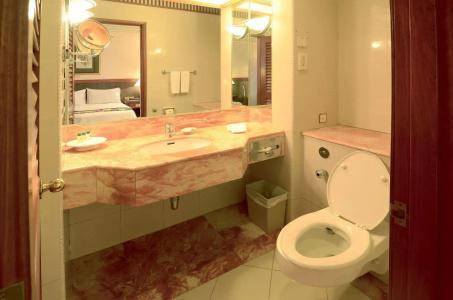 The Jesselton - 42