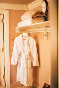 The Remington Suite and Spa - 29