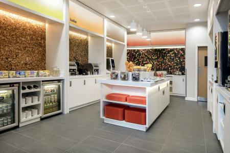 Hampton By Hilton London Docklands - 10