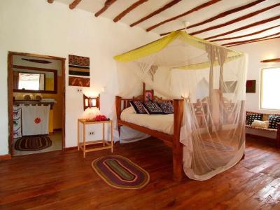 Hakuna Majiwe Beach - 4