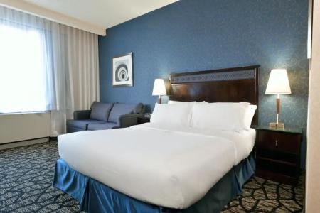 Empire Suites - 40