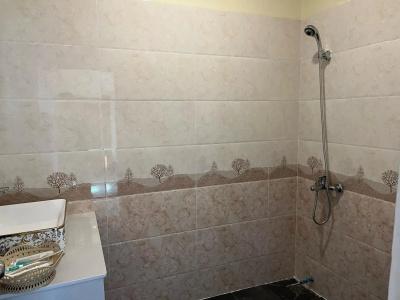 Queenwood - 26