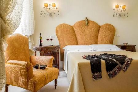 Roma Central Guest House - 63