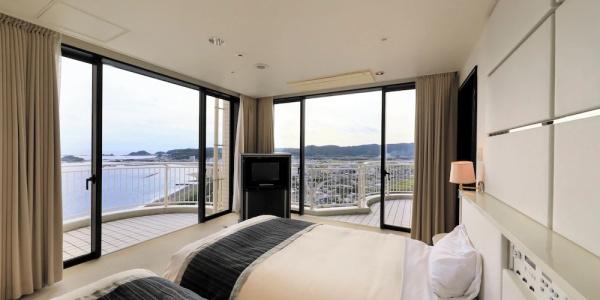 Kamogawa Grand Tower - 86