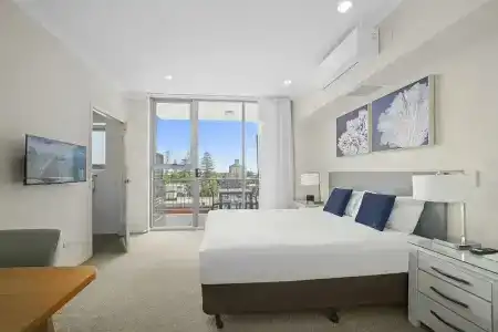 Macquarie Waters Boutique Apartment - 40