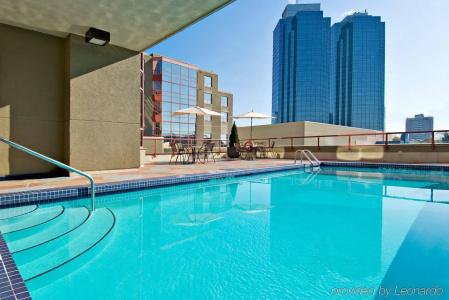 Holiday Inn Express Vancouver-Metrotown (Burnaby) - 10