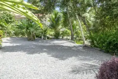 Domaine Desaubin Luxury Villas - 21