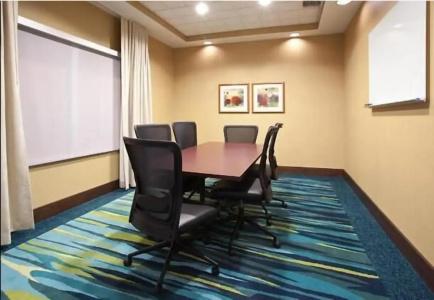 SpringHill Suites Portland Airport - 27