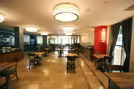 Best Western Plus Center - 10