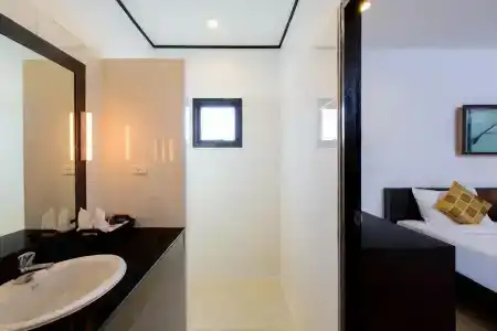 Capital o75345 Praewa Villas Naiyang Phuket - 6
