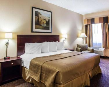 Quality Inn & Suites - 33