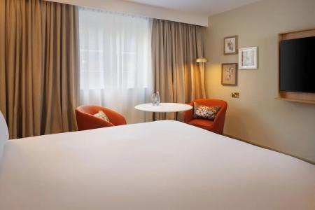 DoubleTree by Hilton Bristol North - 55