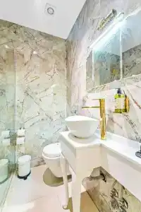 Elegance East - 27