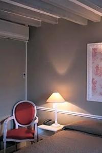 Hôtel Saint Martin Bastille - 77