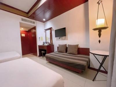 The Top Patong Resort - 5