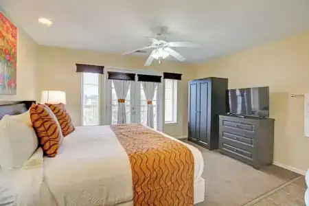 Grand Crowne by Capital Vacations - 72