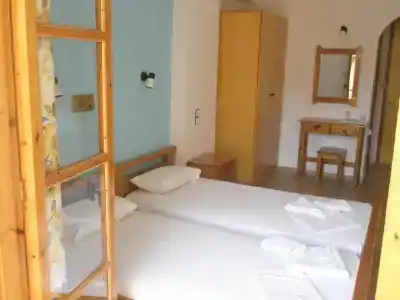 Ostria - 4