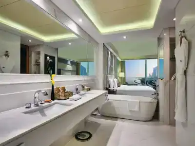 Crowne Plaza, An Ihg - 90