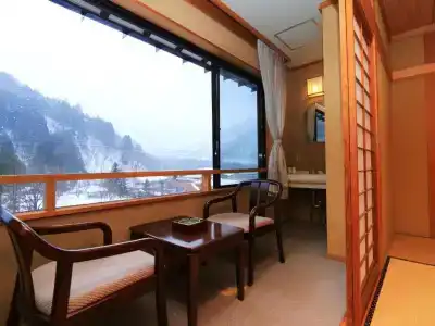 Yunohirakan - 5