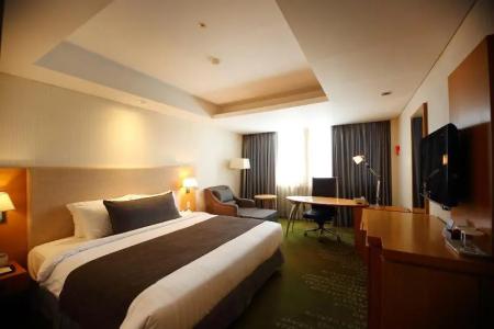 Ramada by Wyndham Songdo - 66