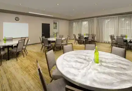 Courtyard by Marriott Nashville SE/Murfreesboro - 26