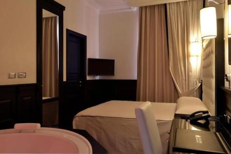 Vaticano Royal Suite Guest House - 53