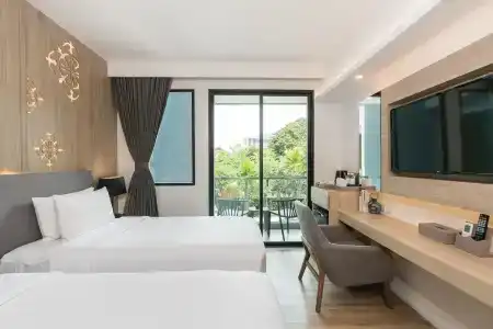 Amber Pattaya - 6