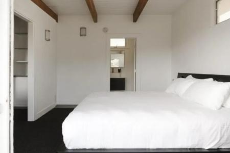 Hollywood Hills - 3
