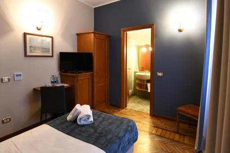 Cavour - 33