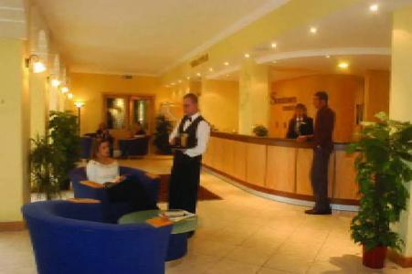 Sundown Court Leisure - 11