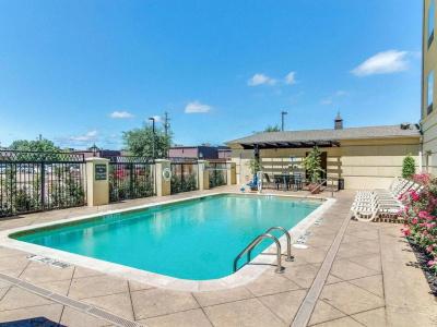 Sleep Inn & Suites - 13