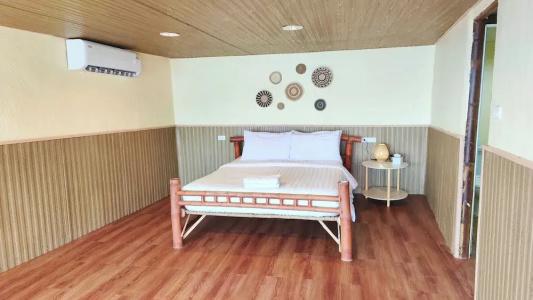 Paree Hut - 67