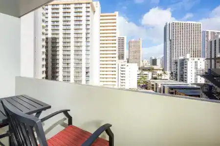 Castle Waikiki Grand - 26