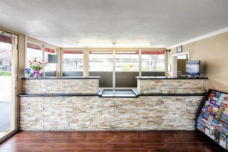 Roy Inn & Suites -Sacramento Midtown - 15