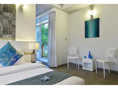 Velana Beach Maldives - 10