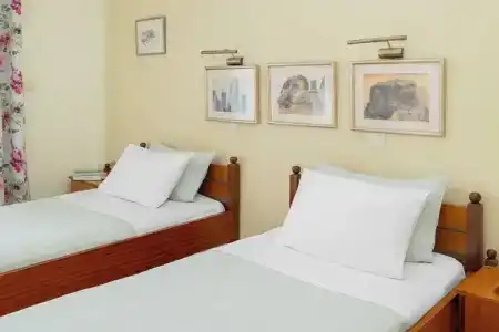 Athos Guest House Pansion - 32