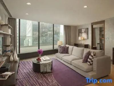 Ascott Raffles City - 93