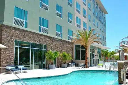 Four Points by Sheraton Miami Airport - 14